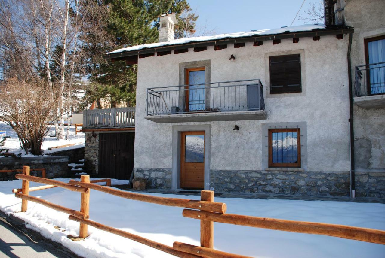 הוילה שרבנסו Maison Grivon Incanto E Vista Sulla Valle מראה חיצוני תמונה